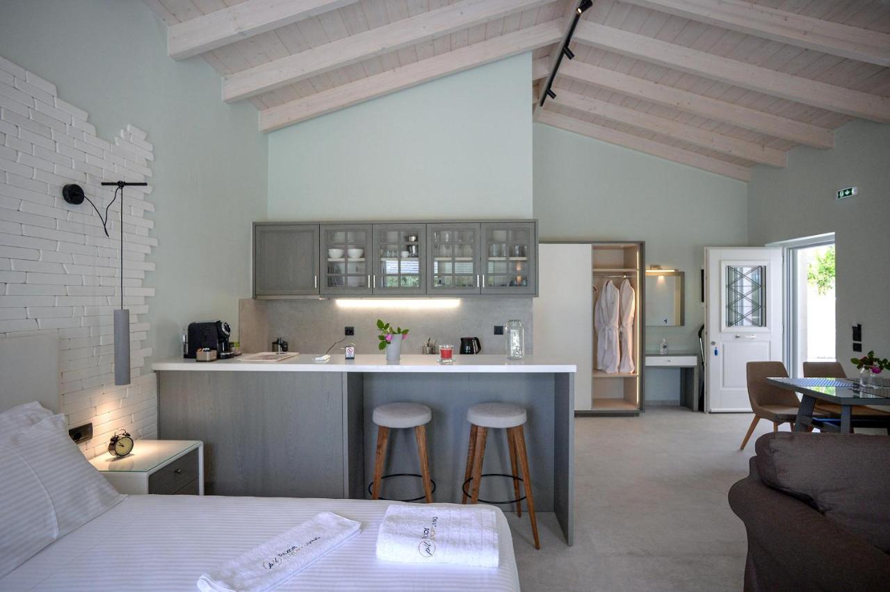 Paxos Luxury Living Junior Suites جايوس المظهر الخارجي الصورة
